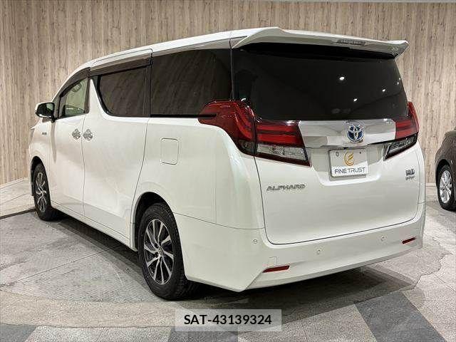 Toyota ALPHARD HYBRID 2016-09 3658701-21