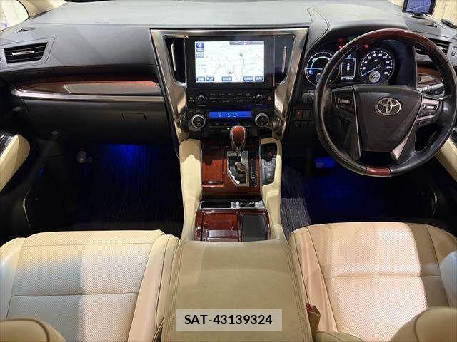 Toyota ALPHARD HYBRID 2016-09 3658701-2