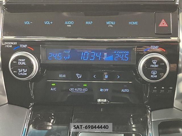 Toyota ALPHARD HYBRID 2018-11 3713180-11