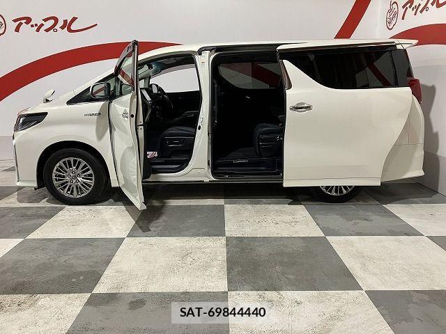Toyota ALPHARD HYBRID 2018-11 3713180-3