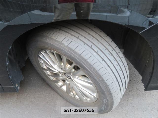 Toyota ALPHARD HYBRID 2020-04 3831474-6