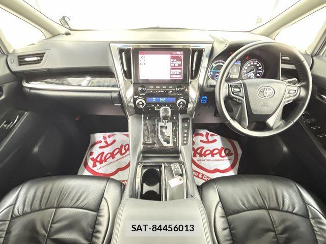 Toyota ALPHARD HYBRID 2020-05 3903440-15