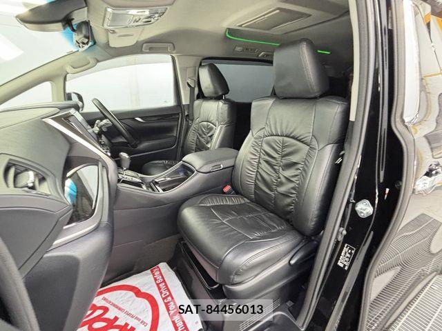 Toyota ALPHARD HYBRID 2020-05 3903440-17
