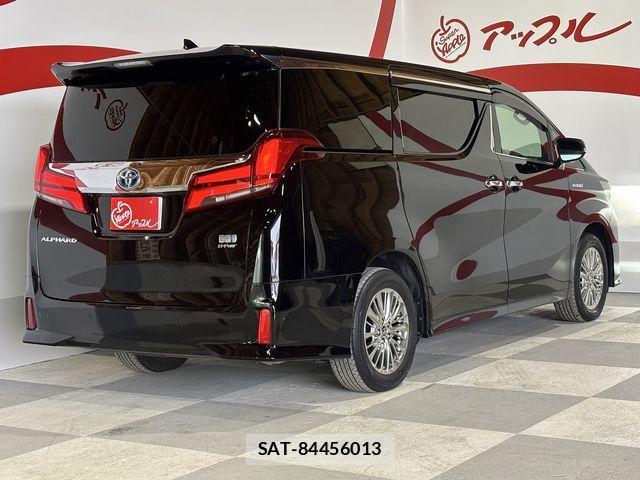 Toyota ALPHARD HYBRID 2020-05 3903440-4