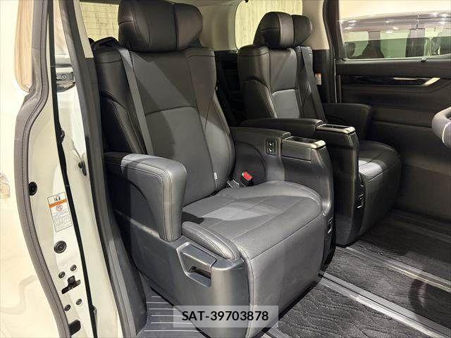 Toyota ALPHARD HYBRID 2017-04 4037894-9