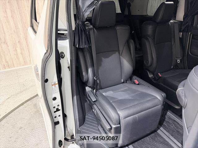 Toyota ALPHARD HYBRID 2019-07 4174353-9