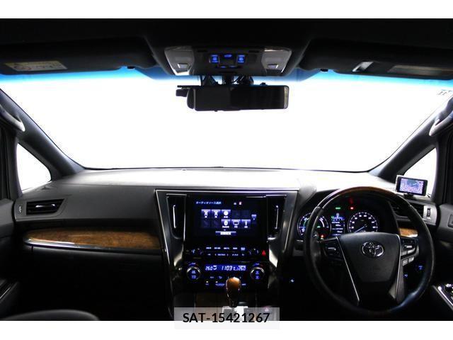 Toyota ALPHARD HYBRID 2016-03 4239443-7
