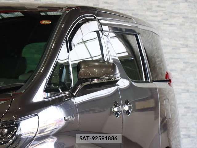 Toyota ALPHARD HYBRID 2019-01 4391491-18