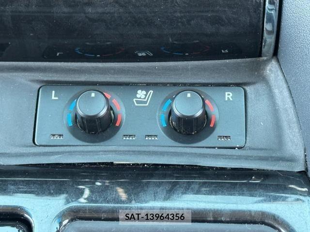Toyota ALPHARD HYBRID 2021-01 4586156-21
