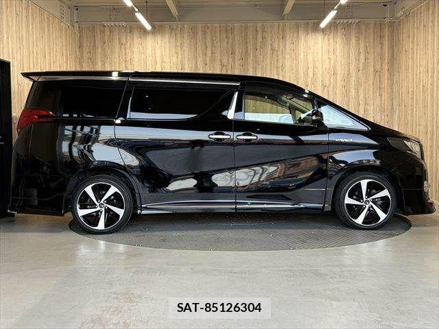 Toyota ALPHARD HYBRID 2017-06 4586161-16