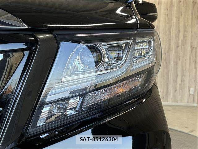 Toyota ALPHARD HYBRID 2017-06 4586161-22