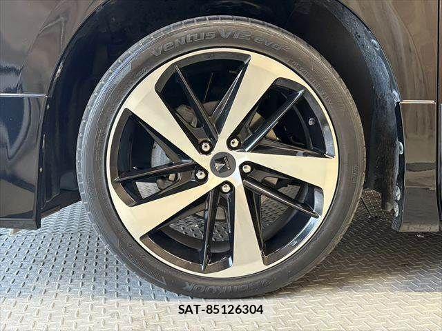Toyota ALPHARD HYBRID 2017-06 4586161-27