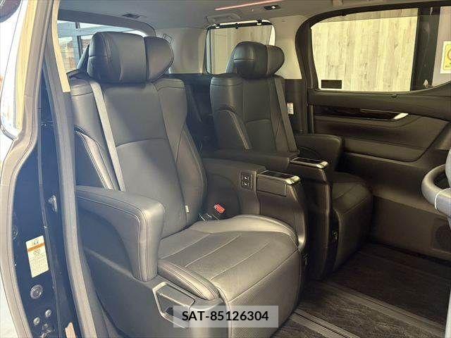 Toyota ALPHARD HYBRID 2017-06 4586161-8