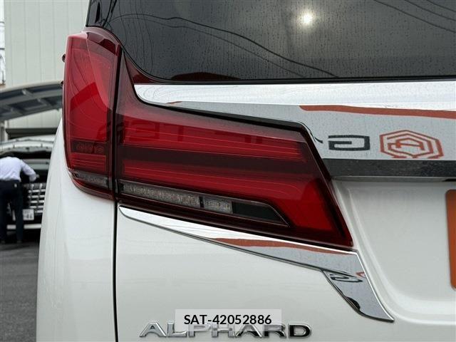 Toyota ALPHARD HYBRID 2019-09 6008587-27
