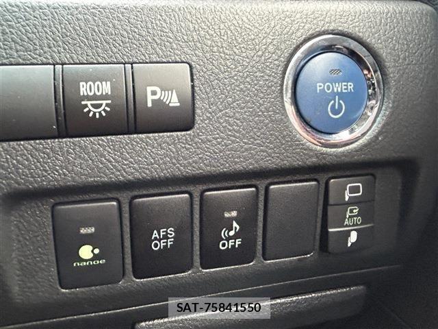 Toyota ALPHARD HYBRID 2014-03 6211131-13