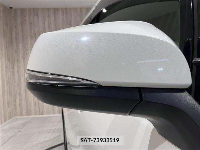Toyota ALPHARD HYBRID 2018-03 6241856-24