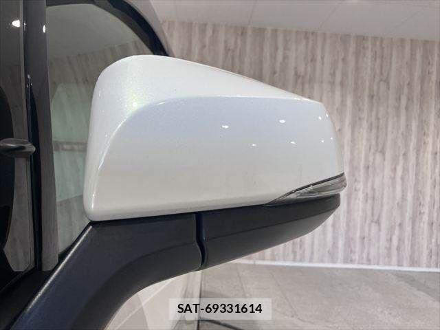 Toyota ALPHARD HYBRID 2019-01 6241861-23