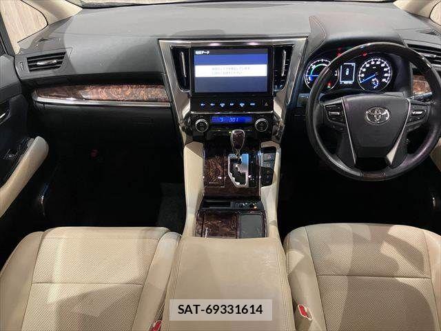 Toyota ALPHARD HYBRID 2019-01 6241861-2