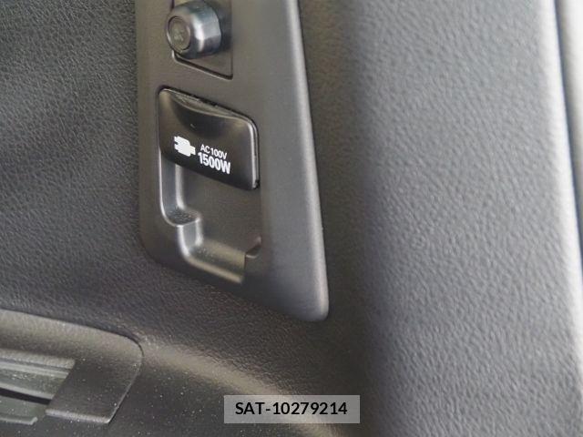 Toyota ALPHARD HYBRID 2020-04 6241831-19
