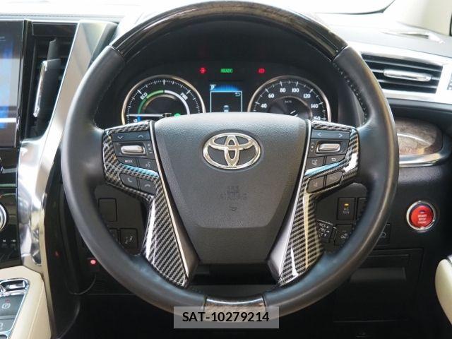 Toyota ALPHARD HYBRID 2020-04 6241831-20