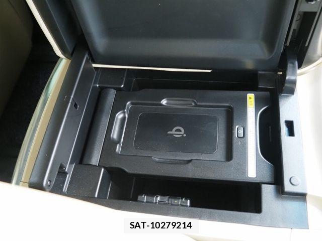Toyota ALPHARD HYBRID 2020-04 6241831-29