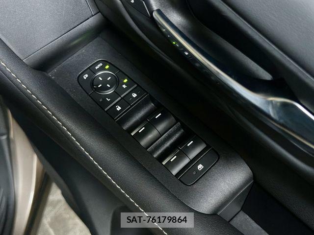 Toyota ALPHARD HYBRID 2023-08 6262950-20