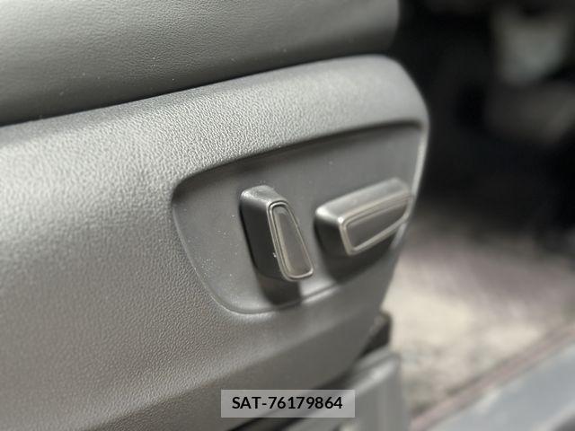 Toyota ALPHARD HYBRID 2023-08 6262950-26