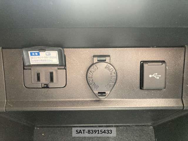 Toyota ALPHARD HYBRID 2022-09 6525365-13
