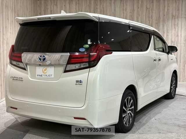 Toyota ALPHARD HYBRID 2017-02 6610361-21