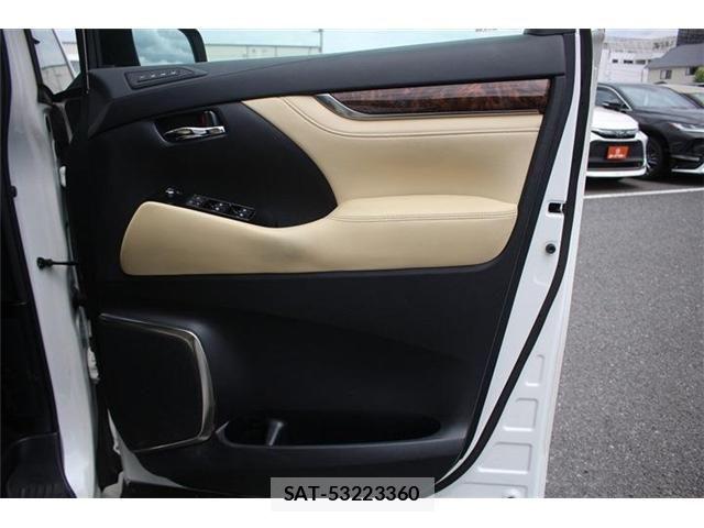 Toyota ALPHARD HYBRID 2020-10 6610359-27