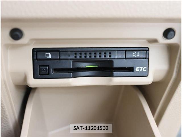 Toyota ALPHARD HYBRID 2013-02 6610367-3