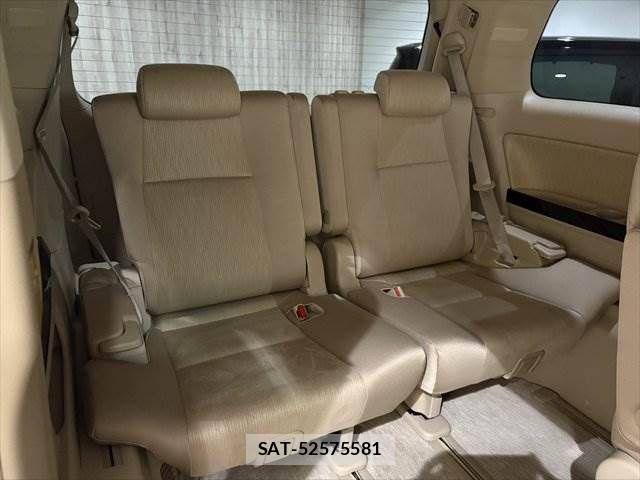 Toyota ALPHARD HYBRID 2013-08 6610368-9
