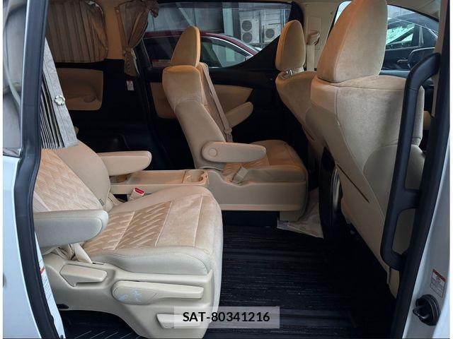 Toyota ALPHARD HYBRID 2021-08 6670066-13