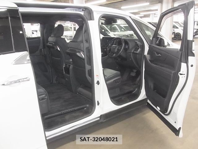 Toyota ALPHARD HYBRID 2023-09 6690893-10
