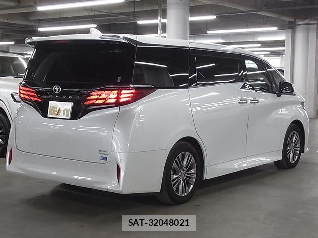 Toyota ALPHARD HYBRID 2023-09 6690893-1