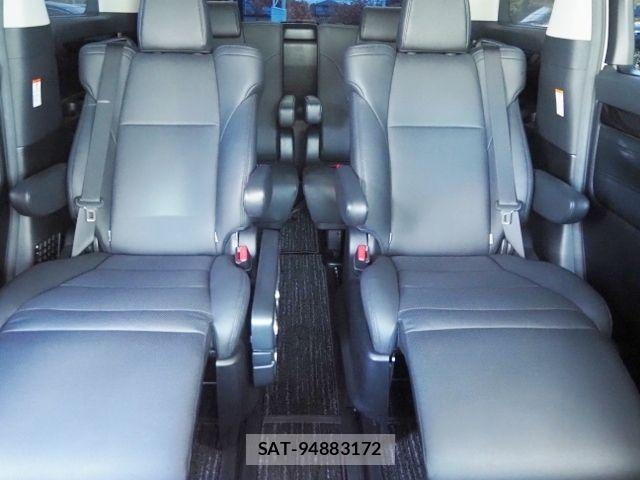 Toyota ALPHARD HYBRID 2020-02 6813552-12