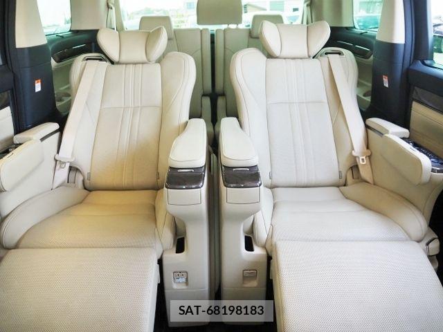 Toyota ALPHARD HYBRID 2023-04 6901648-11