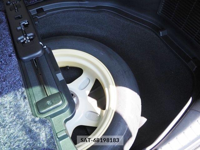 Toyota ALPHARD HYBRID 2023-04 6901648-16