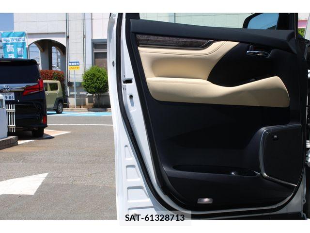 Toyota ALPHARD HYBRID 2022-10 6901644-11