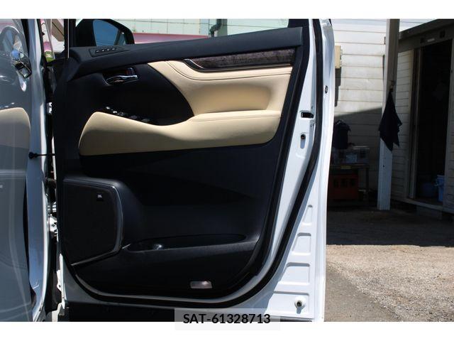 Toyota ALPHARD HYBRID 2022-10 6901644-12
