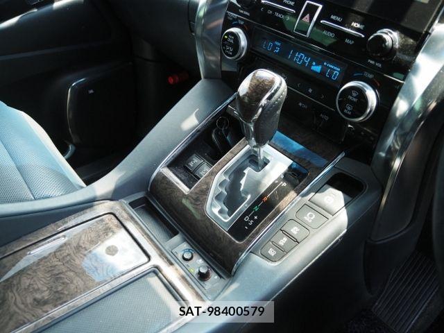 Toyota ALPHARD HYBRID 2022-11 6901654-28