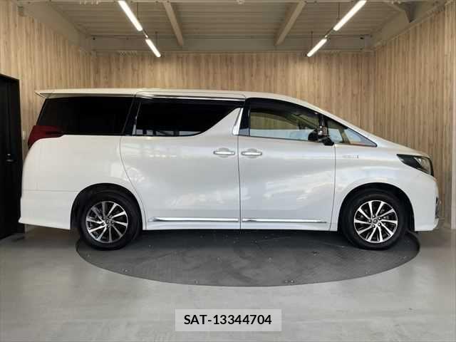 Toyota ALPHARD HYBRID 2015-07 6987788-18