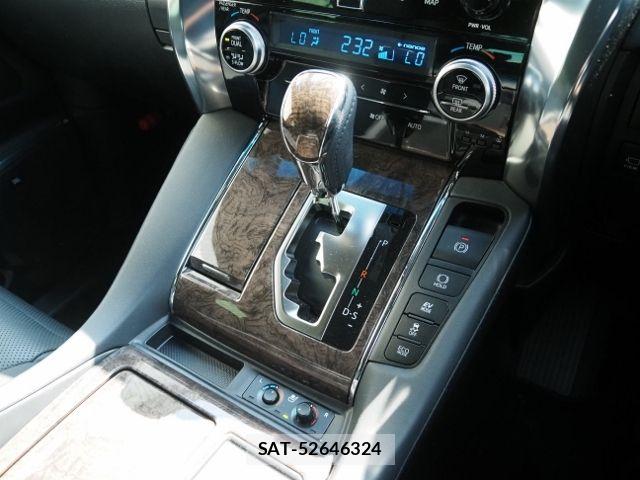 Toyota ALPHARD HYBRID 2023-04 6987591-28