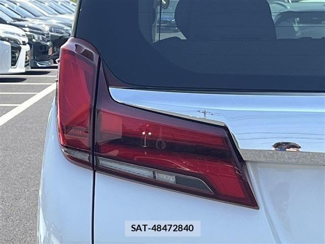 Toyota ALPHARD HYBRID 2018-03 6987785-29