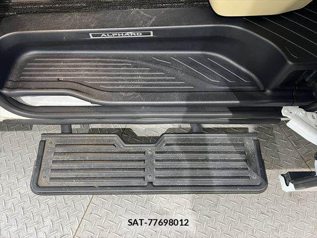 Toyota ALPHARD HYBRID 2018-04 6987777-4