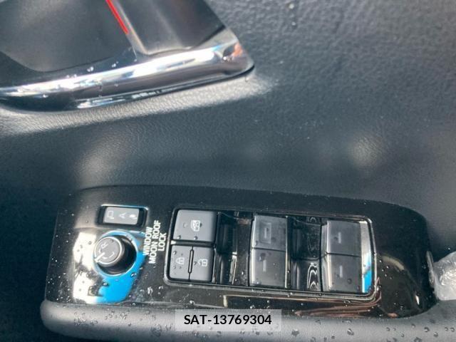 Toyota ALPHARD HYBRID 2021-07 7057336-19