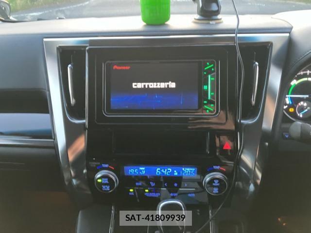 Toyota ALPHARD HYBRID 2017-08 7057356-18