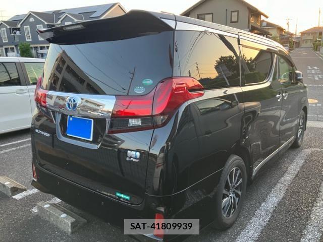 Toyota ALPHARD HYBRID 2017-08 7057356-3