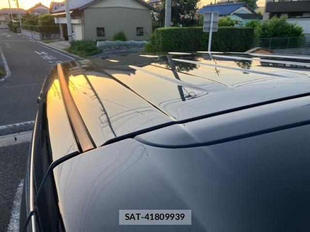 Toyota ALPHARD HYBRID 2017-08 7057356-5