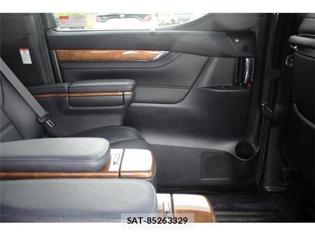 Toyota ALPHARD HYBRID 2015-02 7057348-22